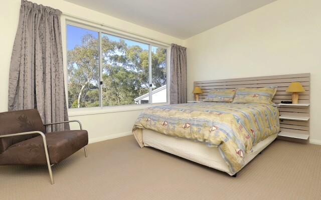 Lentara St 57 - Fingal Bay