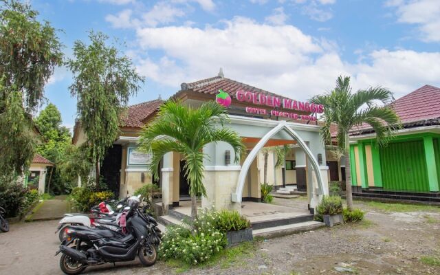 Capital O 93391 Golden Manggis Hotel Near SMKN 1 Lingsar