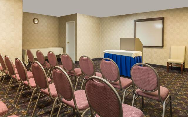 Days Inn by Wyndham Baltimore Northwest