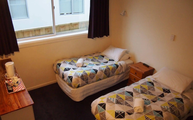 Kiwis Nest - Hostel