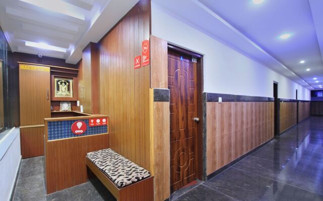 OYO 10549 Hotel Le Comforts