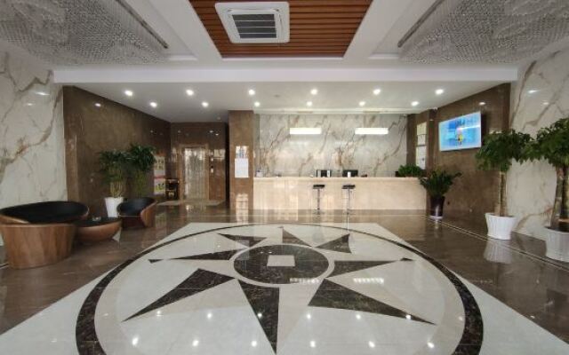 Ejin Tianxia Huyang Guesthouse