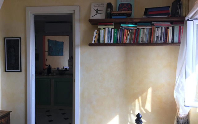 Romantic Sea View Flat in Genova Nervi