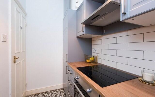 Luxury Studio Apartment in Kensington