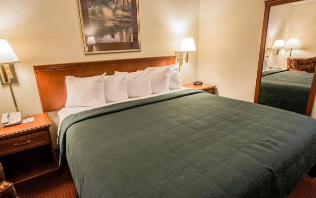 Baymont by Wyndham Wilmington