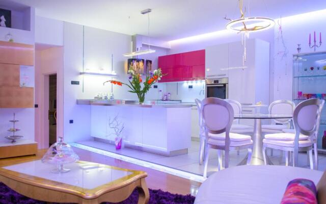 Domus Apartments