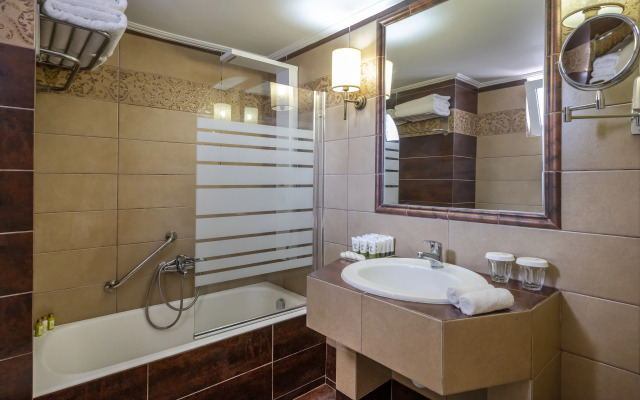 Peridis Family Resort