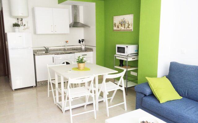 Holidays2Malaga Terrace Center Apartments