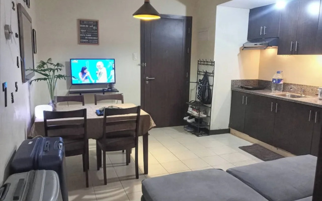 Condo Staycation in SLP Bangkal Makati
