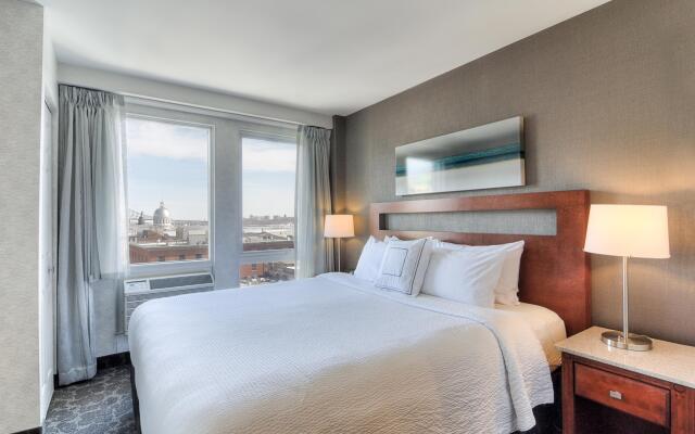 AC Hotel by Marriott Old Montreal