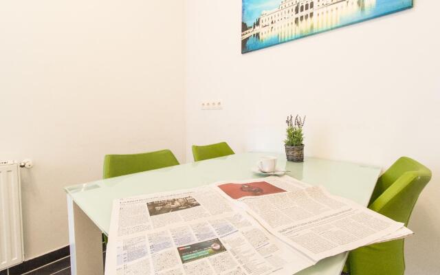 CheckVienna - Apartment Kroellgasse