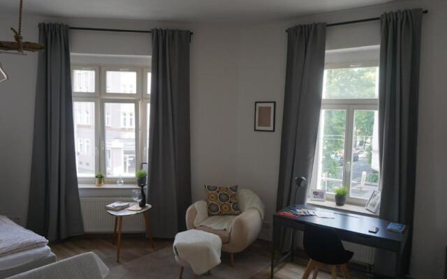 Bright cozy studio flat in Leipzig