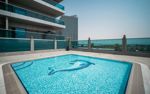 Charming Apt. With Views In Business Bay