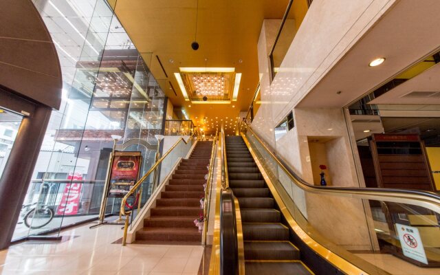 Apa Hotel Komatsu Grand