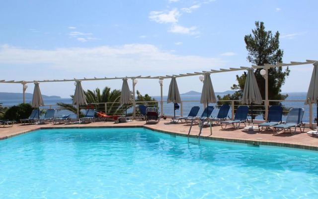 Paradise Hotel