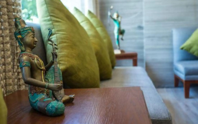 Langshen Hotel (Xichang Torch Square Haihe Sky Street)