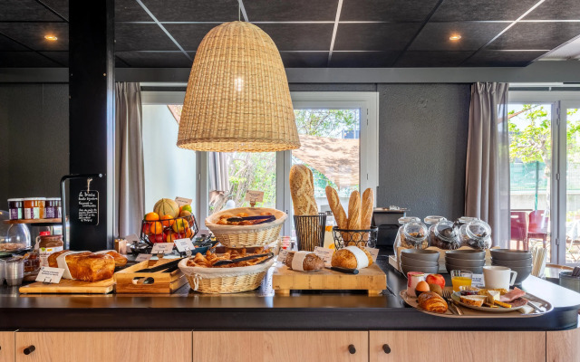 Campanile NATURE - Paris Ouest Gennevilliers Port