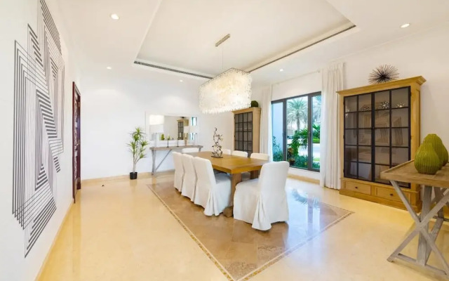 Manzil-6BR Lux Villa with Pvt Pool