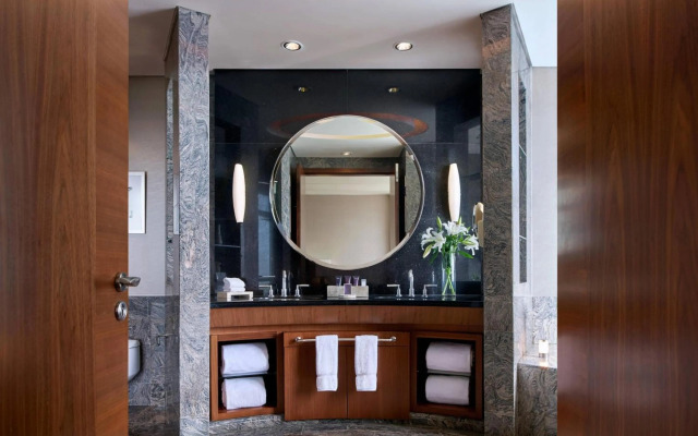 The Ritz-Carlton Jakarta, Pacific Place