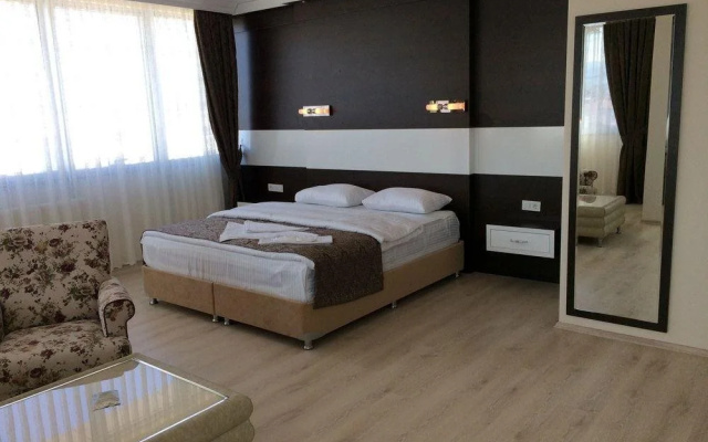 Grand Teras Hotel