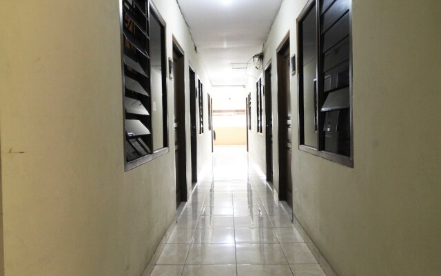 RedDoorz near Ciputra World Kuningan 3