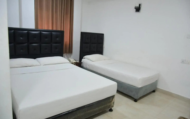 Saasha City Hotel