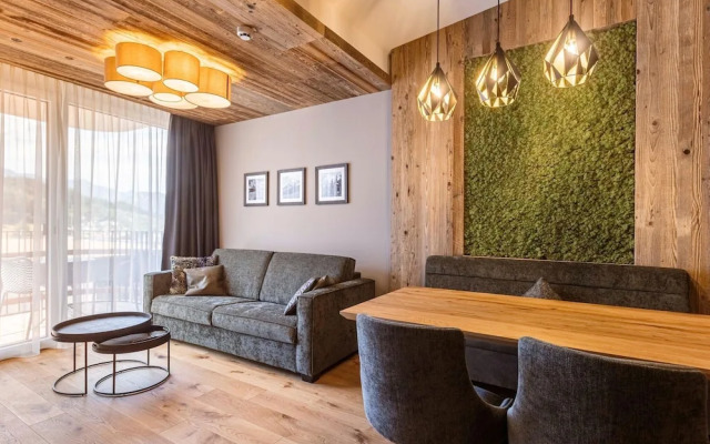 Modern Holiday Apartment With Balcony in Fugen