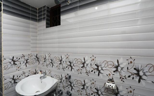 OYO Flagship 23024 Hotel Cinnamon