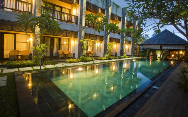 The Astari Villa And Residence