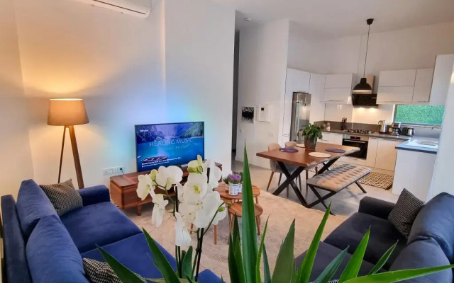 Suelo Flat Villa for Family