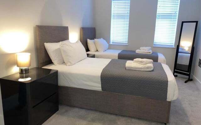 Roomotel - Oakview Moseley