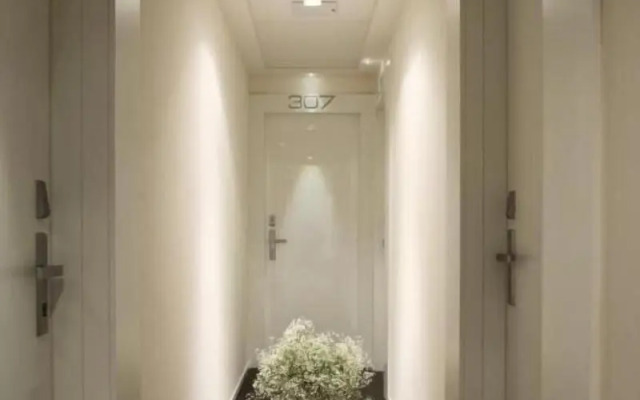 Hotel Ines