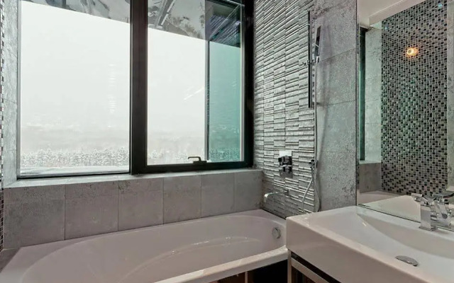 Emirates Apart Residence