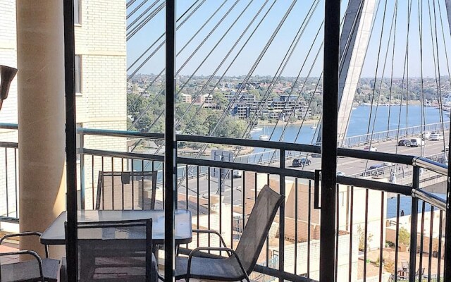 Master Room With Bays View Near Darling Harbour