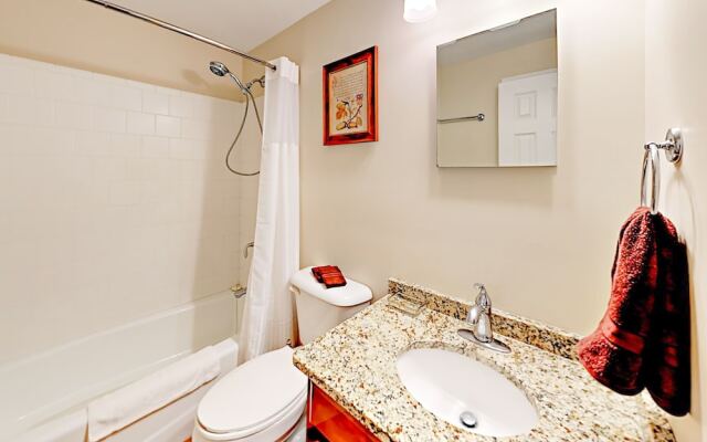 307 Savannah - 6 Br Duplex
