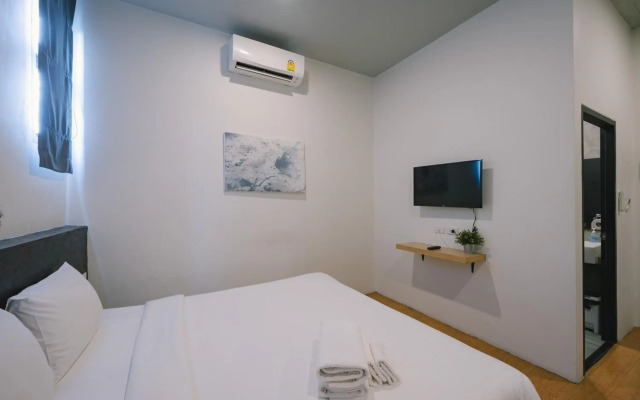 The Arbern Hostel x Bistro