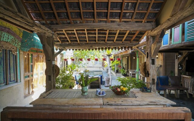 Kayu Beach Villa by OYO Rooms