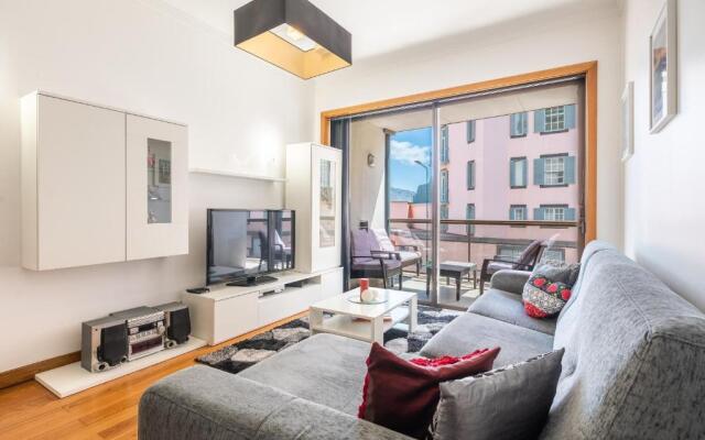 Miramar Apartment by HR Madeira