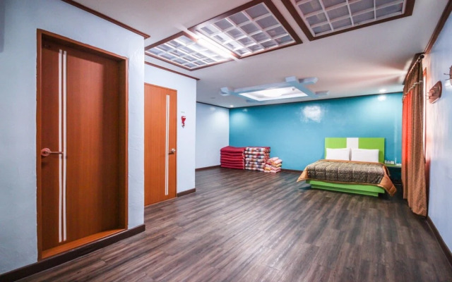 Mungyeong Oncheon Hotel