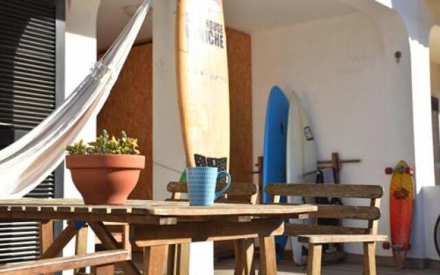 Surf House Peniche