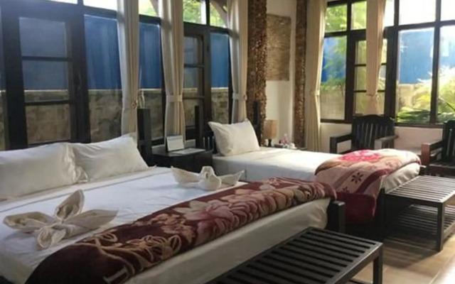 Aquarius Inn Inle Lake