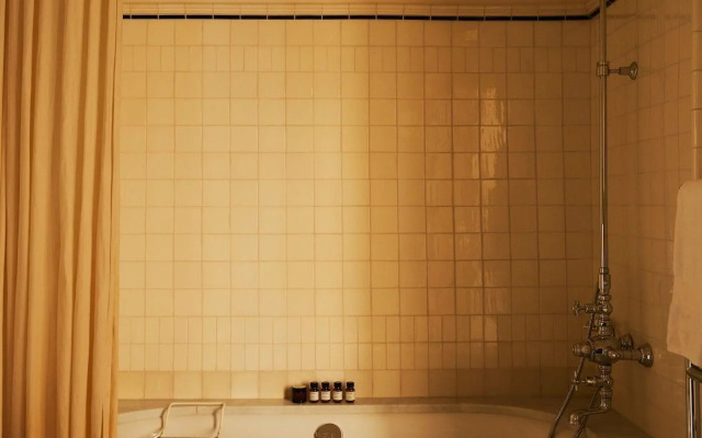 Hôtel Château Voltaire