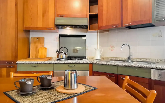 JOIVY Wooden Guerrini Apartment
