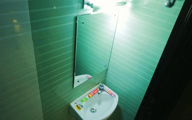 Hotel Shaurya