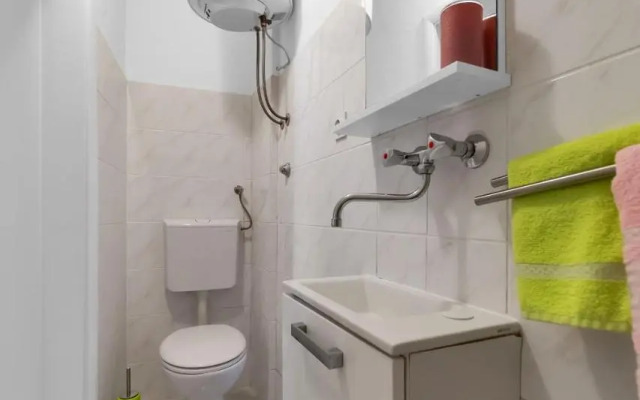 Apartments & Rooms Safić