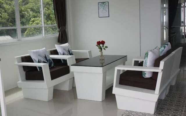 Narong Ek Residence View & Pool Villa