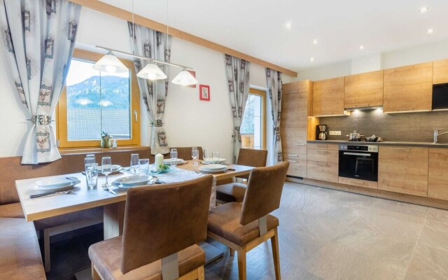 Spacious Apartment in Saalbach with Ski Boot Heaters