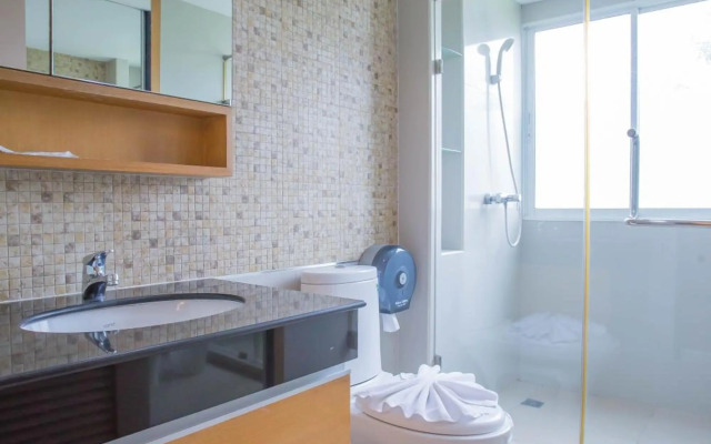 The Meet Green Apartment