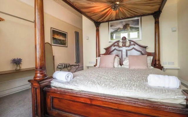 Plas Y Bryn Manor Hotel