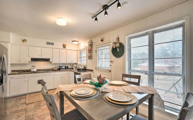 Memphis Vacation Rental - 1/2 Mi to Graceland